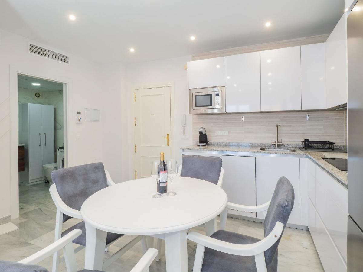 Cubo'S Apartamento Atocha With Optional Parking มาลากา ภายนอก รูปภาพ
