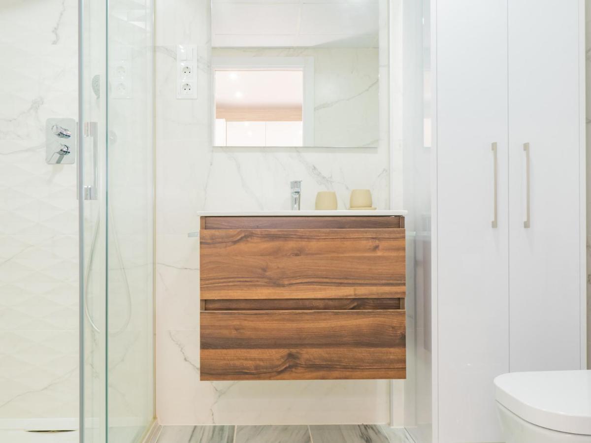 Cubo'S Apartamento Atocha With Optional Parking มาลากา ภายนอก รูปภาพ